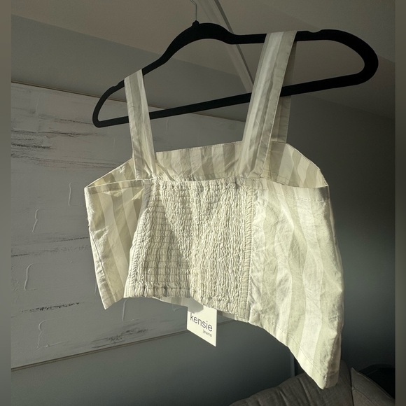 Kensie Crop Top - SIZE XS - NWT - Picture 2 of 6